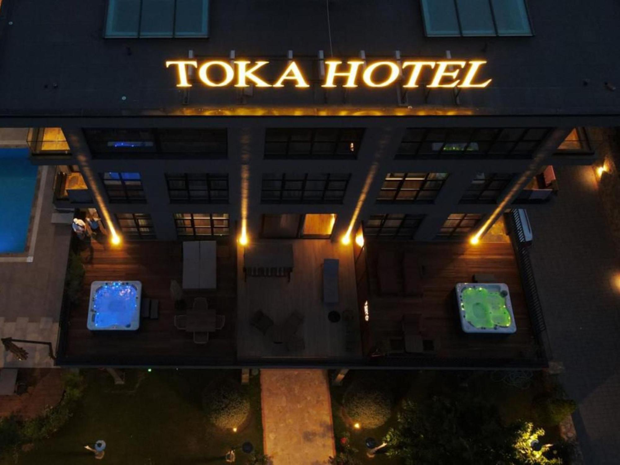 Toka Hotel Restaurant Udenisht Luaran gambar