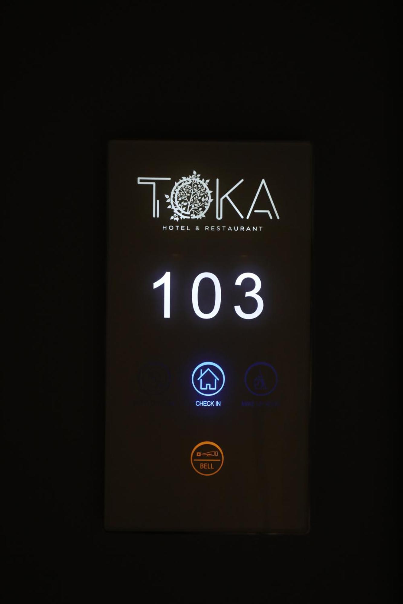 Toka Hotel Restaurant Udenisht Luaran gambar